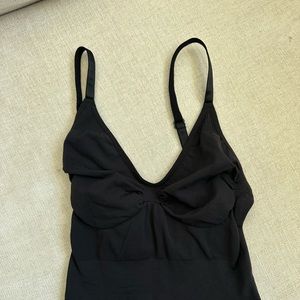 NEW Skims Bodysuit